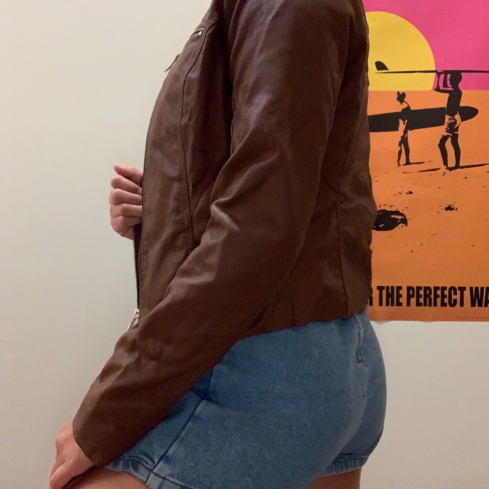 Leather Jacket - Picture 5 of 6
